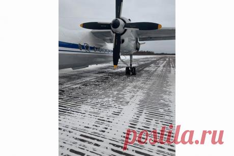 В Охотске у Ан-24 лопнули колеса шасси на взлетной полосе. Ан-24 совершил экстренное торможение из-за «угрозы столкновения с грузовым автомобилем». При этом у самолет лопнули колеса шасси, никто из пасажиров и членов экипажа не пострадал