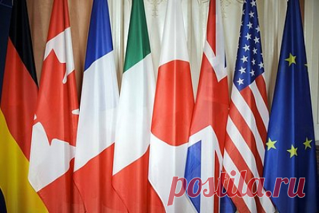 Страны G7 усилят меры для предотвращения поставок оружия России. Главы МИД стран «Большой семерки» (G7) заявили об усилении координации для пресечения поставок оружия в Россию третьими странами. Об этом сказано в заявлении министров по итогам встречи.В заявлении говорится, что G7 усилит меры реагирования на поставки оружия в Россию.