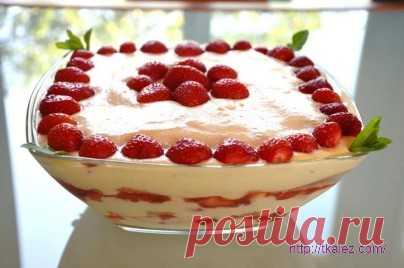 Сладкие рецепты: Готовим вместе тирамису с клубникой