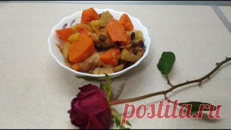 Гарбуз, запечений з яблуками Гарбуз кусочками, яблука кусочками, ванільний цукор, ізюм, курага або чорнослив. Все в довільних пропорціях, за Вашим смаком.