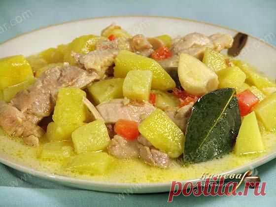 Сочная курица с картошкой.