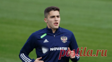 Sport24: Захарян близок к переходу в «Лацио». «Динамо» ведёт переговоры с «Лацио» по поводу перехода полузащитника Арсена Захаряна. Читать далее