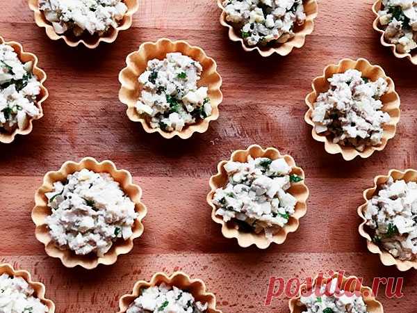 Тарталетки с печенью трески: рецепты вкусной закуски | Чудо-Повар