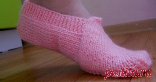 Домашние уютные тапочки - следки! Вязание спицами