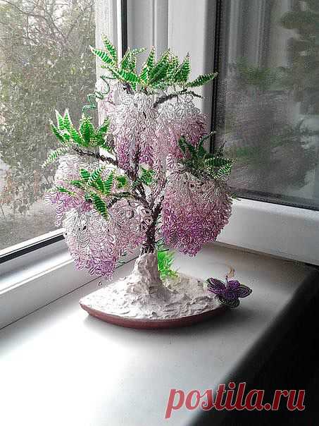 Глициния из бисера.
