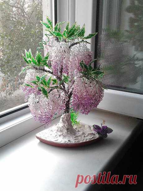 Глициния из бисера.