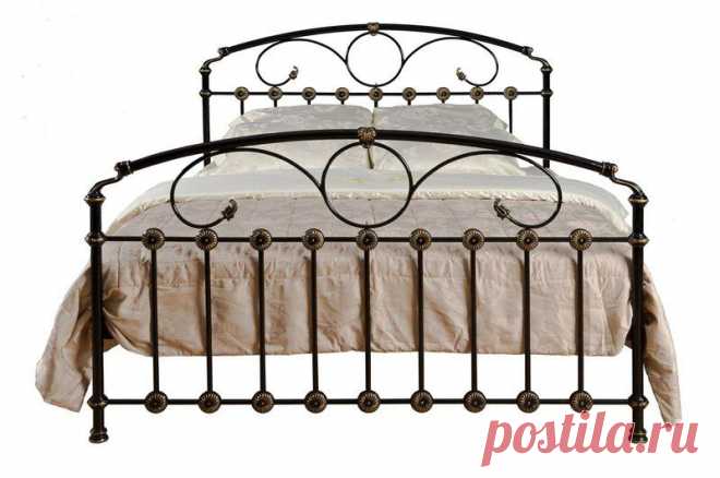 Кровать Розалин  Металлические кровати признаны классикой в мире спальной мебели. Они прочно вошли в моду во времена Викторианской эпохи, и сохраняют актуальность по сей день. Так как декоративные элементы отлиты из высококачественной стали, кровать обладает непревзойденной долговечностью.  

  При разработке дизайна кровати были учтены все аспекты кроватей 19-го века. Современное видение ни в чем не уступает кроватям, когда-то стоявшим в спальнях богатых европейцев.