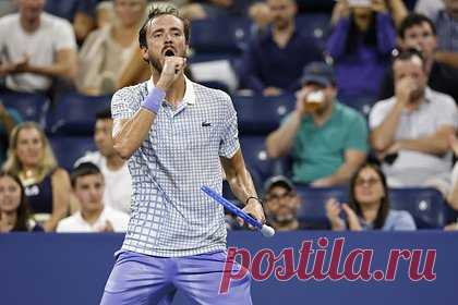 Вылетевший в первом круге US Open Медведев расстался с тренером