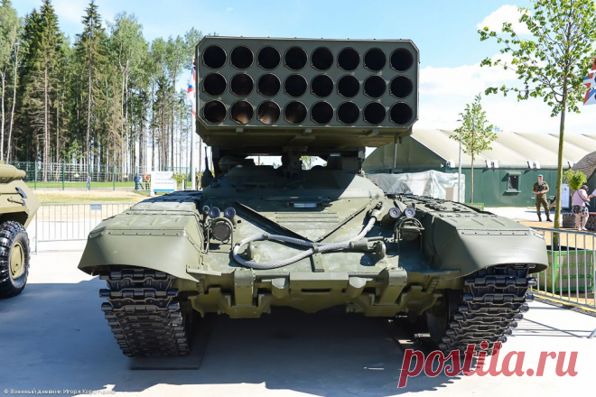 Наводит ужас на украинский Генштаб: тяжелая огнеметная система ТОС-1А "Солнцепек"