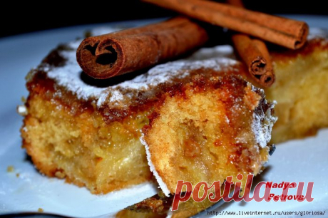 Яблочный сочный пирог.