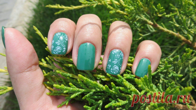 Лак Maybelline Colorama 269 и стемпинг пластина Konad m56