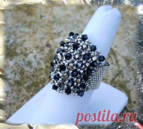 МАССИВНОЕ КОЛЕЧКО