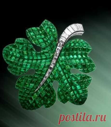 (8) Pinterest