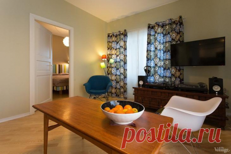 Просторная двухкомнатная квартира в Удельном парке с панорамным балконом Юлия и Борис переехали год назад, сменив однокомнатную в густонаселённом районе у метро «Пионерская» на более просторную квартиру с панорамным балконом в Удельном парке. Квартиру купили на первичном р...