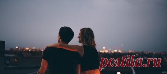 Отзывчивость или, наоборот, черствость по-разному влияют на нашу привлекательность в глазах представителей противоположного пола на ранней стадии знакомства. Мужчины легко «клюют» на внимание и сочувствие, а вот женщин отзывчивостью и заботой не соблазнишь. #мужчинаиженщина #психологияотношений #советыпсихолога