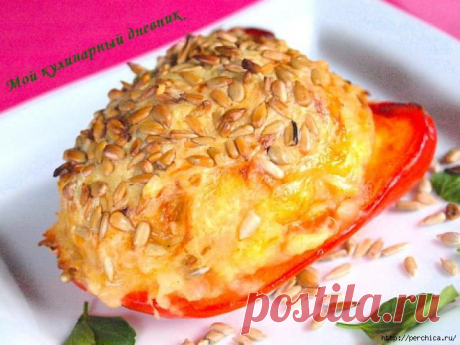 Перец фаршированный картофельным пюре.