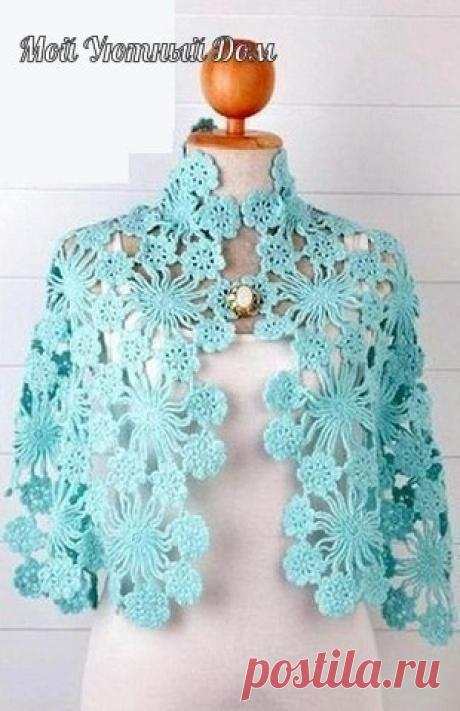 Ажурная цветочная накидка крючком Ажурная цветочная накидка крючкомАжурная цветочная накидка&nbsp;крючком будет еще красивее, если вы подберете нежный и одновременно сочный оттенок пряжи.