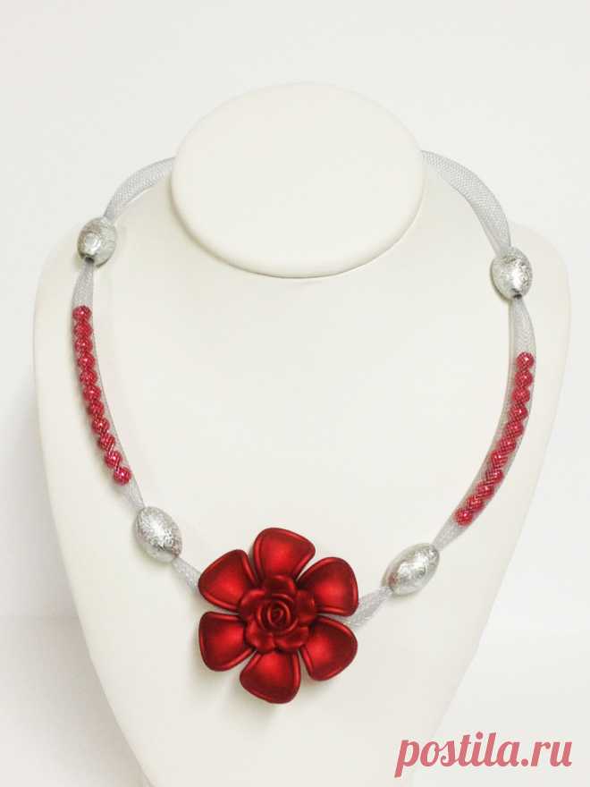 collier en résille