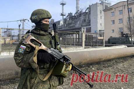 Названо главное последствие ввода миротворцев для русских Казахстана. После вывода миротворческих войск Организации Договора о коллективной безопасности (ОДКБ) русских Казахстана будут считать «людьми с двойной лояльностью», считает социолог Петр Милосердов. По его мнению, к русским могут начать относиться как к «скрытым коллаборантам», и это будет главным последствием операции.