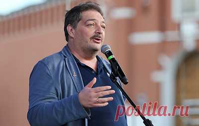 Дмитрия Быкова заочно арестовали по делу о военных фейках. Он обвиняется в распространении недостоверной информации о российской армии