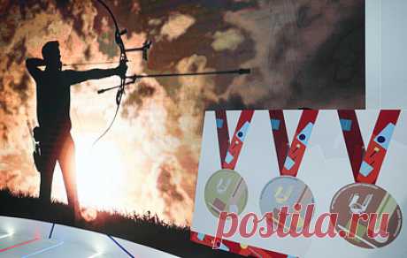 Три эскиза медалей Универсиады-2023 представлены на форуме "Россия - спортивная держава". Один дизайн-проект медалей будет утвержден официально