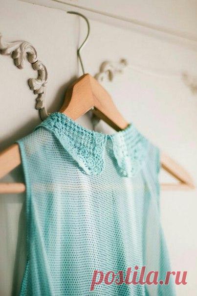 Надежда на счастье, пусть даже обманчивая, никогда не причиняет человеку зла, потому что она облегчает жизнь.

Лопе де Вега