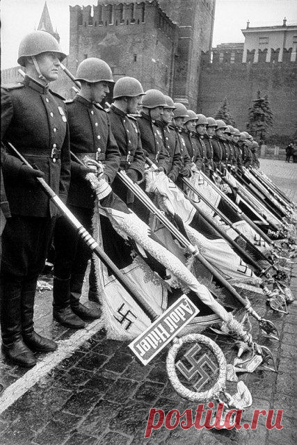 Парад Победы 24 июня 1945 года / Назад в СССР / Back in USSR