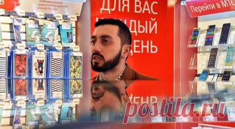 Симка с деньгами. Как грабят по телефону 
Номер мобильного телефона теперь не только главный идентификатор личности в интернете, но и ключ к банковскому счету, где деньги лежат. А те, кто по-прежнему считает свой мобильник просто средством с…