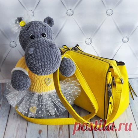 Бегемошка Боня амигуруми. Схемы и описания для вязания игрушек крючком! Бесплатный мастер-класс от Елены Лукмановой @miss.leo по вязанию плюшевой бегемошки по имени Боня. Высота вязаной крючком игрушки примерно 24 см. Для…