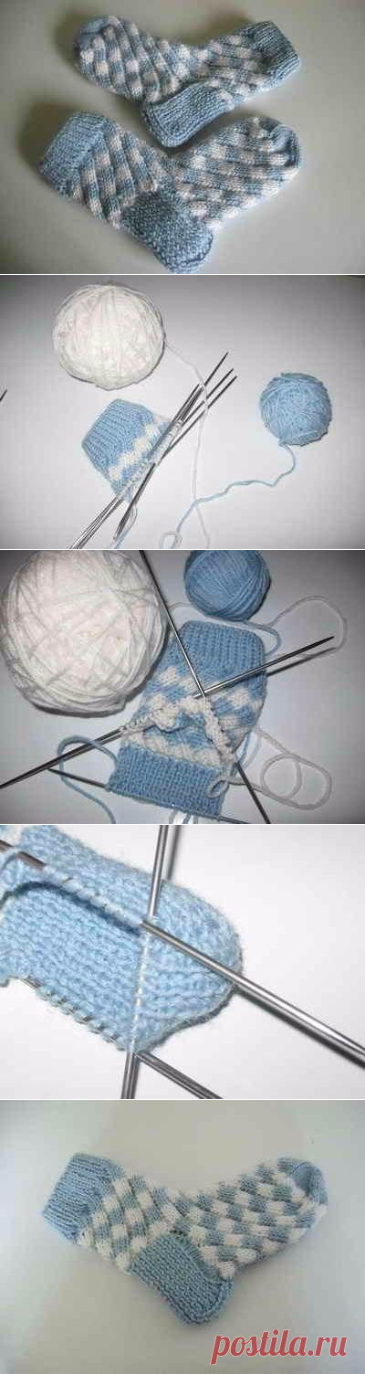 Носки, вязанные узором 