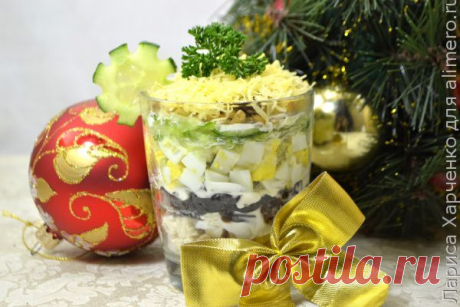 👌 Любимый салат с курицей и черносливом - праздничная порционная подача, рецепты с фото В преддверии зимних праздников делюсь рецептом достаточно простого по подбору ингредиентов салата, который непременно порадует гармоничным вкусом и нарядной порционной подачей в ст...
