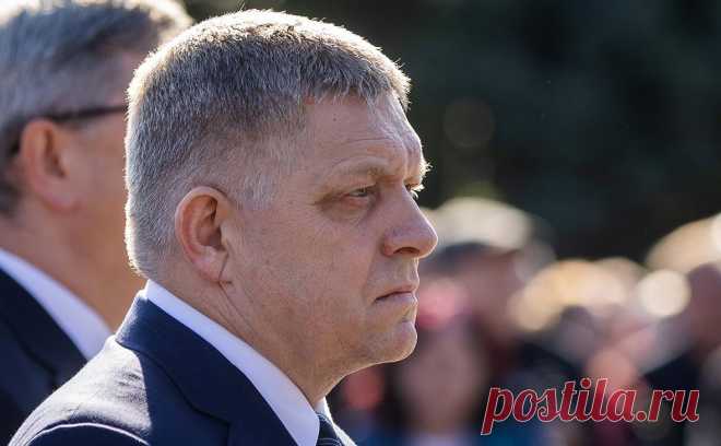 Фицо заявил, что Словакия поддержит 18-й пакет санкций ЕС против России. Фицо заявил, что договорился с фон дер Ляйен о гарантиях для Словакии в связи с ценами на газ, потому Братислава не будет блокировать принятие 18-го пакета санкций ЕС против России. Также против выступают Греция, Кипр и Мальта
