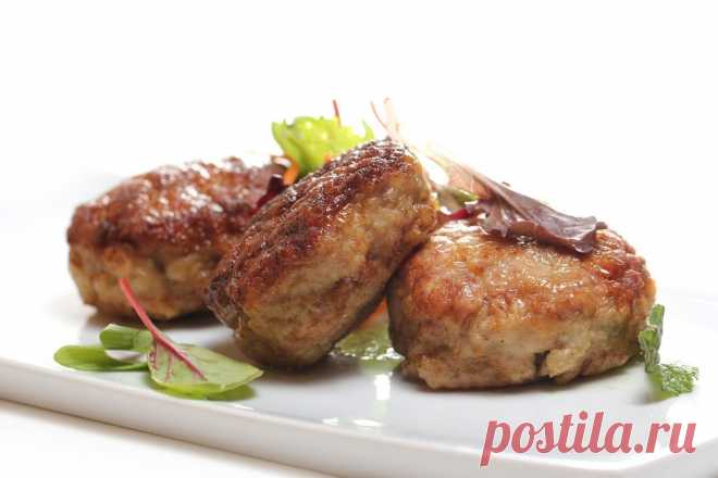 Котлеты лучше запекать, чем жарить: рассказываем, как сделать блюдо более полезным | Покулинарим | Пульс Mail.ru