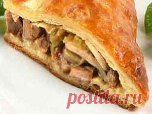 Слойки с начинкой из мяса по-гречески - рецепт с фото