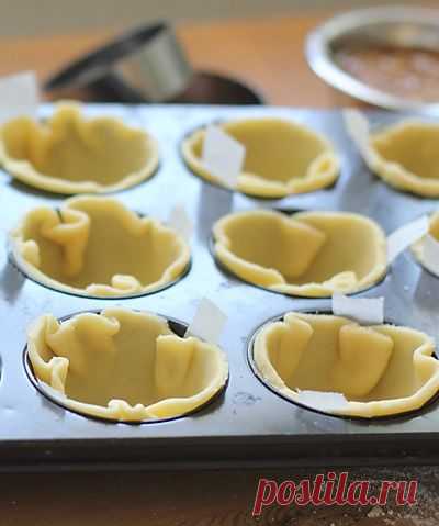 Песочное тесто от А до Я. Приготовление методом "взбивания".
Признаюсь честно - самым вкусным видом песочного теста остается сабле.