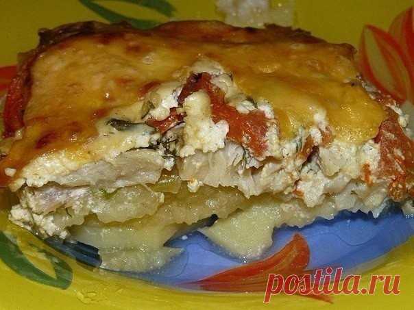 Обалденная вкусная запеканка картофельная с рыбкой

Получается изумительная хрустящая сырная корочка! И рыбка, и картошка в сливках со специями приобретают нежный пикантный вкус! Быстро, легко и вкусно! Рецепт для уютного семейного ужина, все будут довольны и сыты.

Ингредиенты:

- 5-6 карофеля
- 500 г рыбы 
- 2 помидора
- 1 большая луковица
- сыр
- зелень
- сливки

Приготовление: 

Многие соблюдают пост, поэтому сливки можно заменить рыбным бульоном. И тогда верхний слой ...