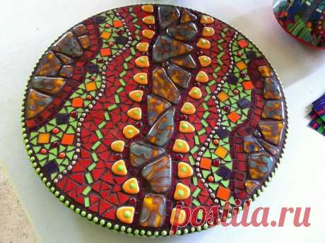 (27) Christine Stewart's Mosaic by Wendy Tanner, via Flickr | декупаж тарелочки | Мозаики