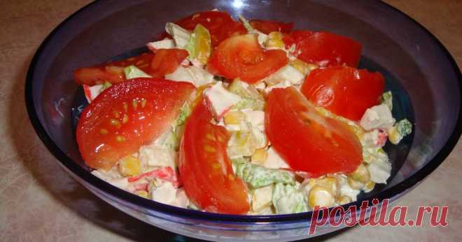 Салат из пекинской капусты Автор рецепта Елена Авдеева Классный рецепт - Салат из пекинской капусты! Вкуснейший салат можно сделать из пекинской капусты и крабового мяса (или палочек).