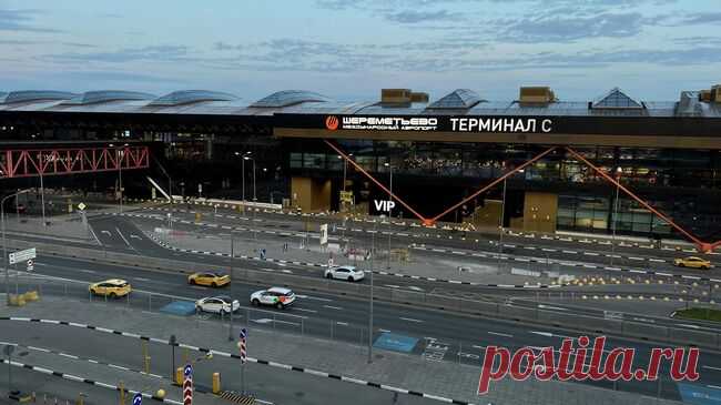 "Шереметьево" опроверг информацию об очередях в аэропорту