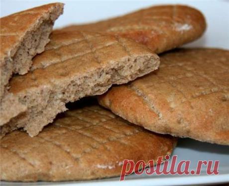 Постные блюда.

Лепешки медово-ржаные (постные)

Ну, очень вкусные лепешки. Медовый аромат стоит на весь дом.

Ингредиенты

Мука ржаная 2 стакана
Отвар шиповн6ика 1 стакан
Масло растительное 2 ст. ложки
Сода 0,5 ч.л
Сок лимона 1 ст.л
Мед гречишный 2 ст. л
Соль 0,5 ч.л
Тмин 1 ст. л
Кориандр 1 ст.л