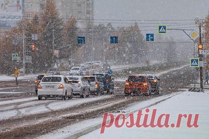 Россиянам пообещали погодные аномалии зимой. Россиянам пообещали погодные аномалии этой зимой: часть регионов ожидает существенное увеличение количества осадков. Как сообщили специалисты центра «Фобос», наиболее значительные аномалии будут наблюдаться в Южной России, в верховьях Оби, Енисея, Прибайкалье, а также на севере Дальнего Востока.