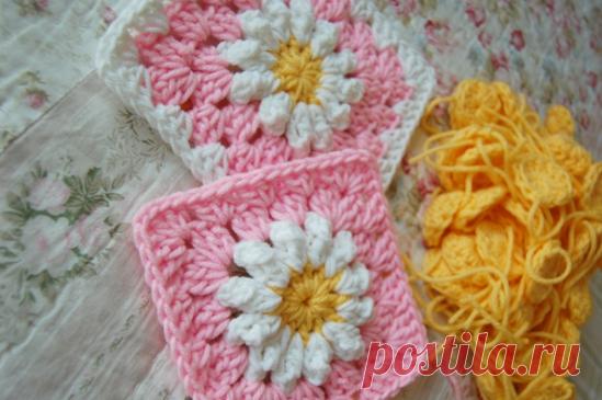 Бабушкин квадрат крючком
