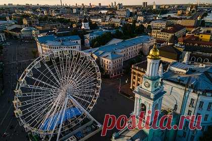 В Киеве ответили на призыв Папы Римского поднять белый флаг. Глава МИД Украины Дмитрий Кулеба заявил, что у страны есть свой флаг и другие она поднимать не будет. Так в Киеве отреагировали на призыв Папы Римского Франциска поднять белый флаг. Кроме того, Кулеба понадеялся, что понтифик найдет возможность совершить апостольский визит на Украину.