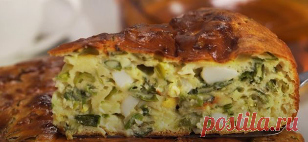 Заливной пирог с луком и яйцом - идеальная летняя выпечка. Рецепт с изюминкой | Сладкая жизнь Пульс Mail.ru