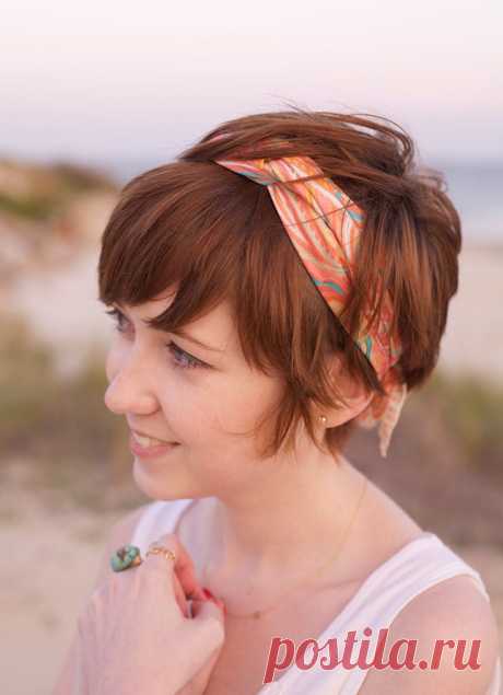 10-Minute ‘Dos: 12 Quick Ways to Style Short Hair | Brit + Co