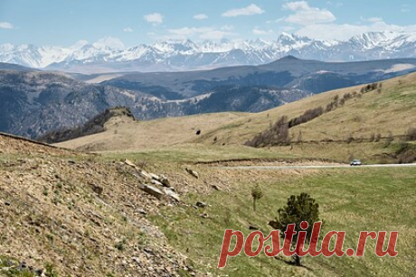 Археологи обнаружили в Кабардино-Балкарии импортный янтарь. Археологи обнаружили во время работ на могильнике Верхний Куркужин в Кабардино-Балкарии импортный янтарь. Раскопками занимались участники Северо-Кавказской археологической экспедиции Государственного Эрмитажа, которые отметили, что количество обнаруженного янтаря превышает находки из стекла, гагата и других материалов.