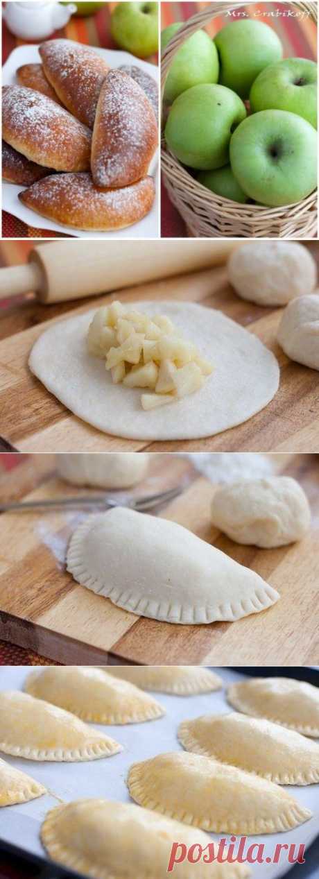Яблочные пирожки.