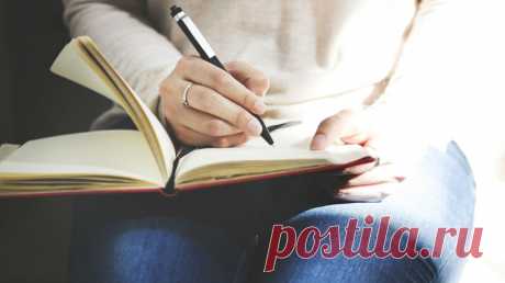 Недавно мы издали книгу «Бизнес на свои». О том, как запустить бизнес в России без кредитов и инвесторов (это реально!) Но пригодится она не только предпринимателям. Здесь много интересных мыслей про работу, тайм-менеджмент, книги, постановку задач, планирование и даже геройство. Рассказываем и показываем больше. P.S. Сейчас бумажную, электронную и аудиоверсию книги можно купить со скидкой от 35% — mif.to/bns