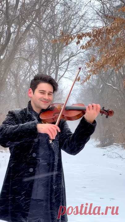 Experience the timeless romance of Historia de un Amor like never before. This enchanting violin rendition captures the essence of love and longing, set agai...