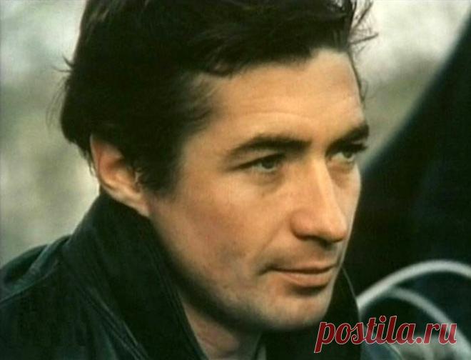 Юрий Каморный